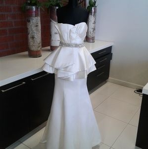 Ashley Laure  1092 Ivory